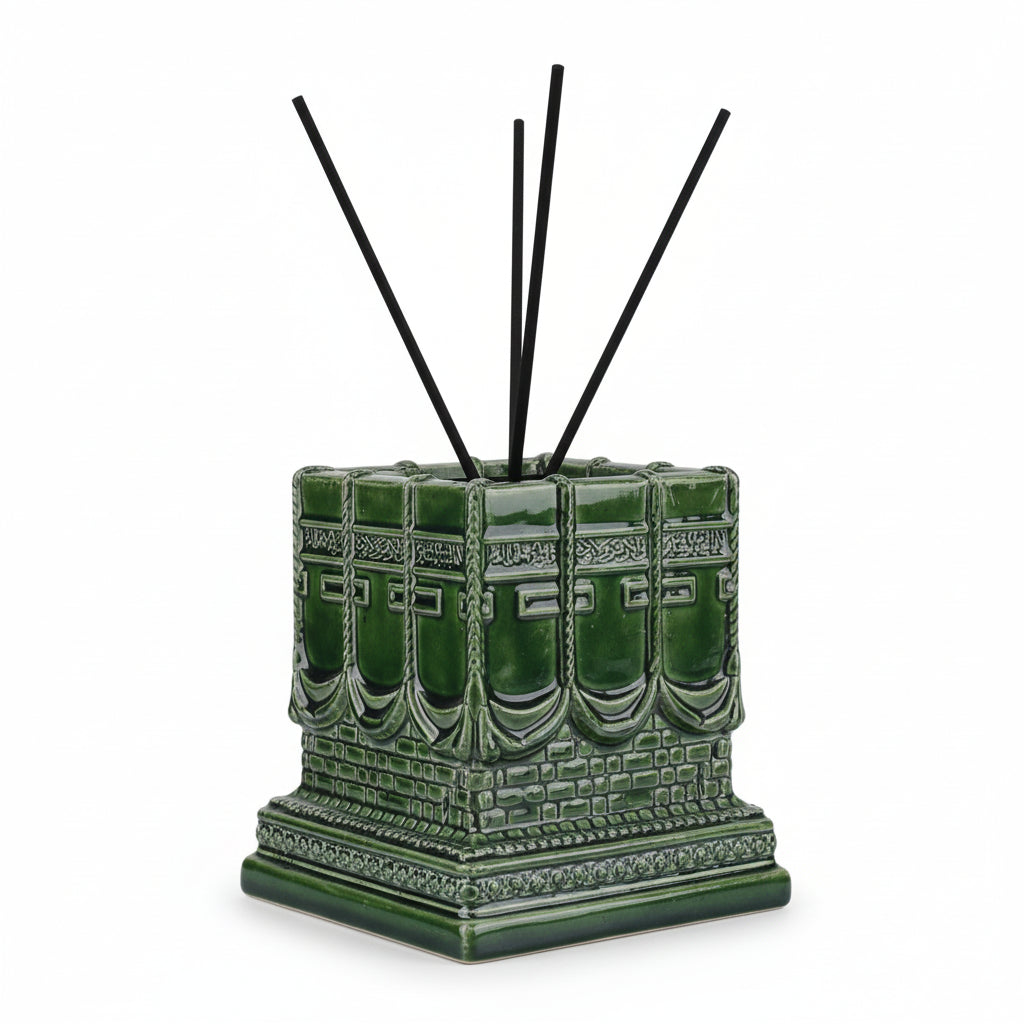 Kâbe Figürlü Dekoratif Oda Kokusu – Manevi & Şık Tasarım