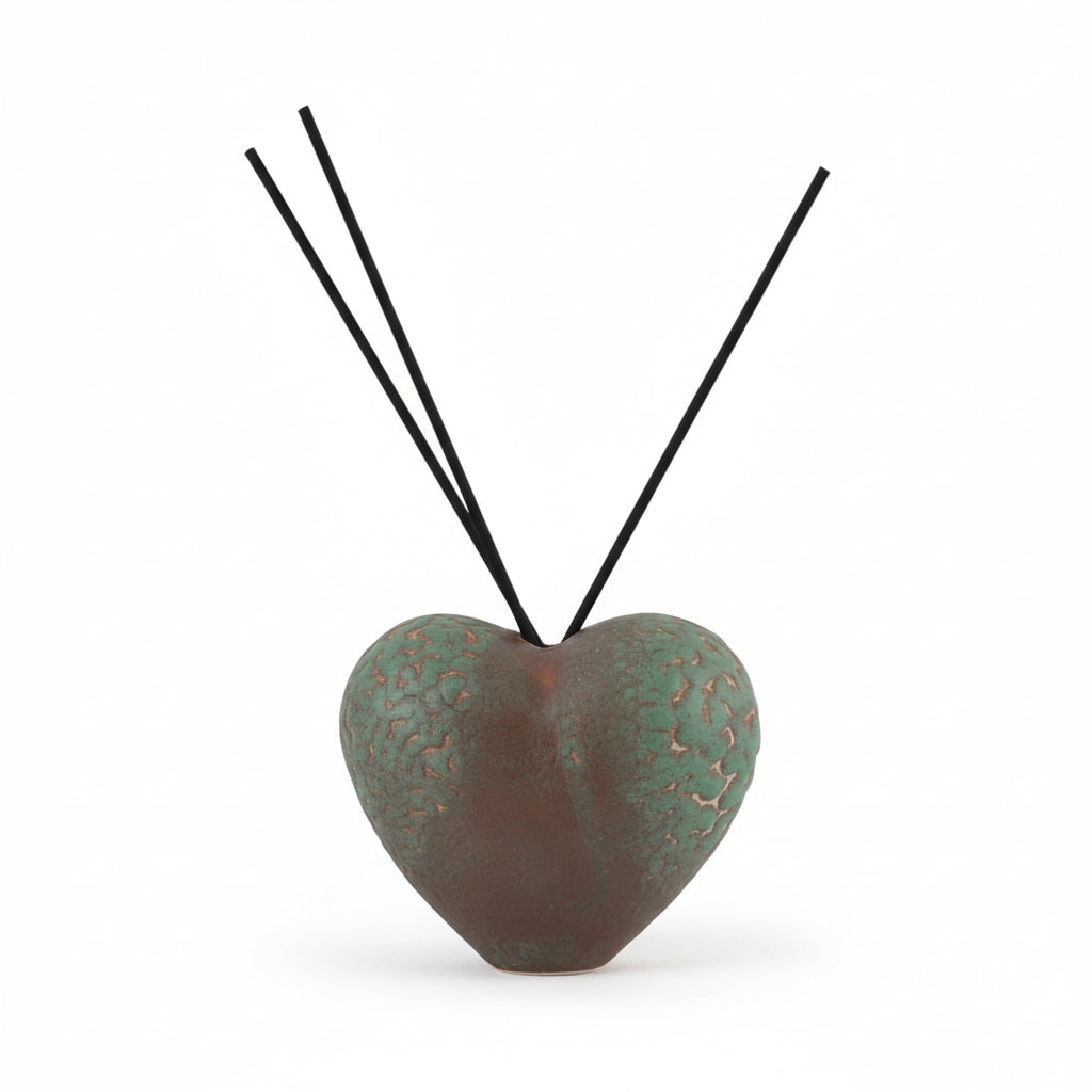 Yeşil Antrasit Kalp Oda Kokusu – Dekoratif ve Uzun Süre Kalıcı Ortam Kokusu